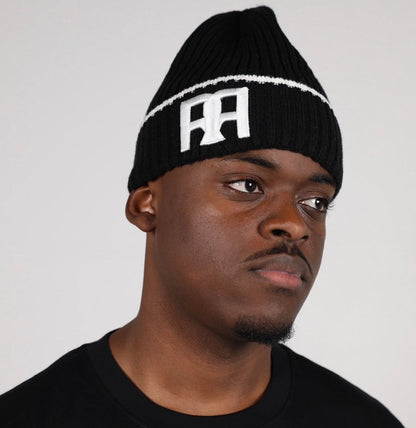 MARGGI PANDA BEANIE